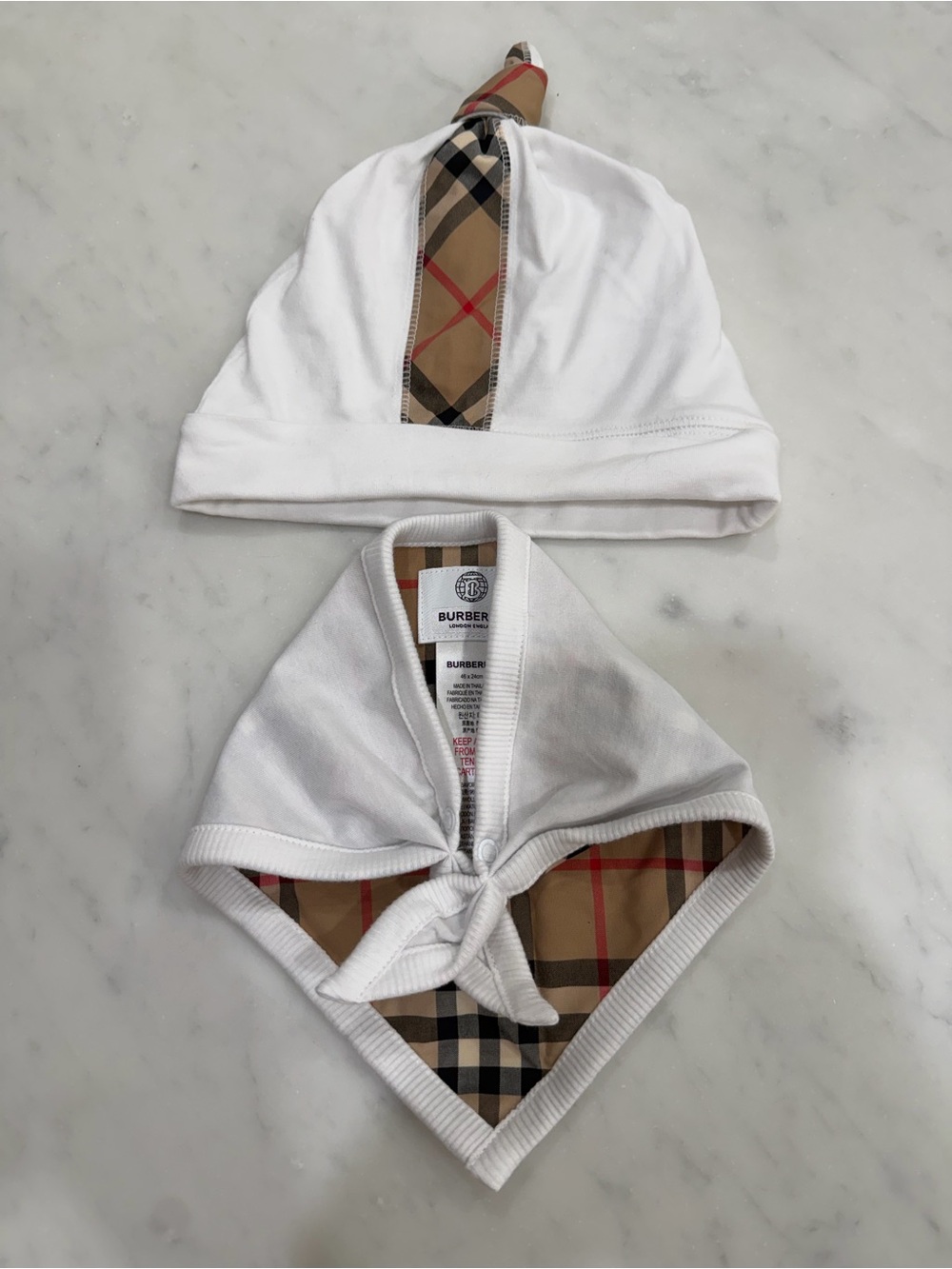 Burberry White Baby Hat and Bandana Bib Set with Vintage Check Accent